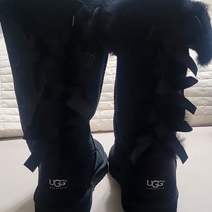 Ugg Tall Bailey Boots size 5 fits women size 7
